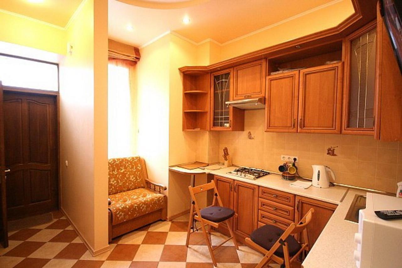 Historical Centre Apartments リヴィウ エクステリア 写真