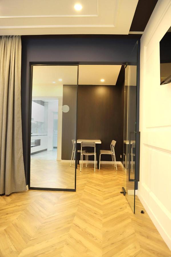 Historical Centre Apartments リヴィウ エクステリア 写真