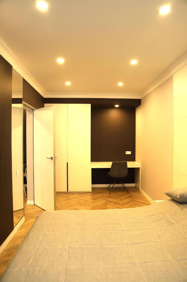 Historical Centre Apartments リヴィウ エクステリア 写真
